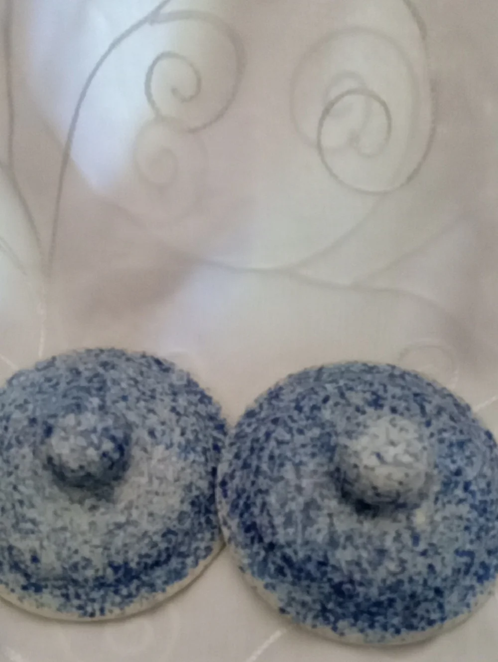 2 Blue Spongeware Soup Taureens
